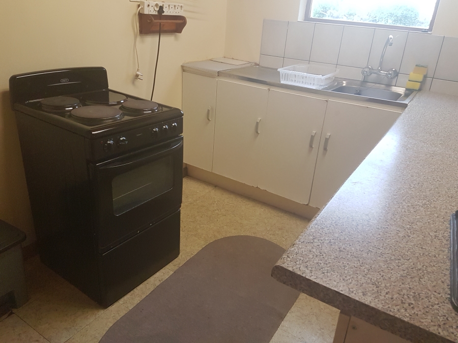 To Let 1 Bedroom Property for Rent in Fernglen Eastern Cape